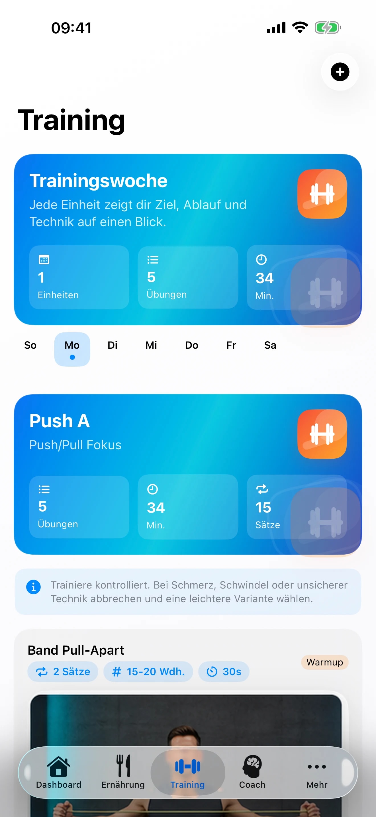 Aktuelle Trainingsansicht mit Wochenübersicht, Push-Pull-Training und erster Übung.